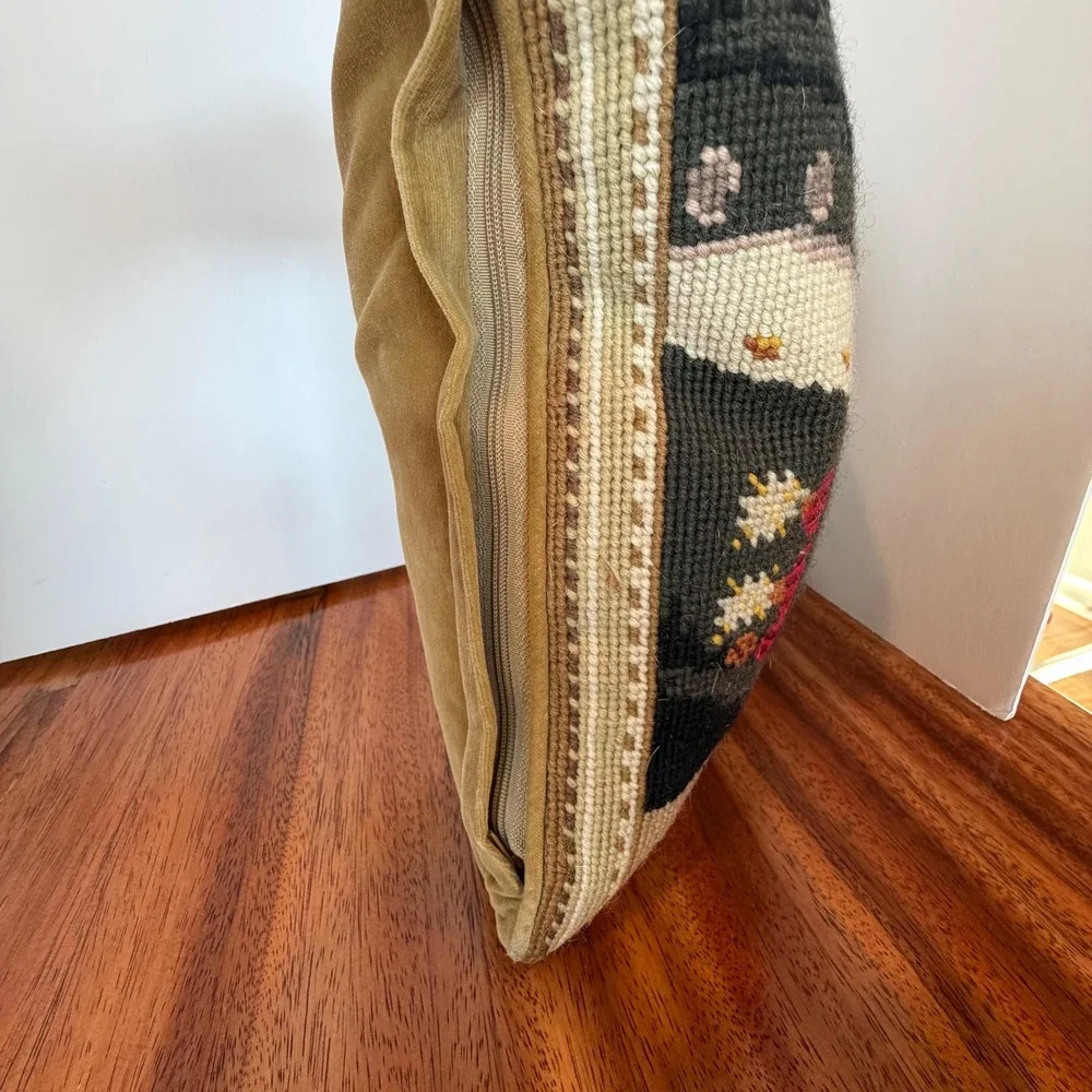 N/A *vtg needlepoint